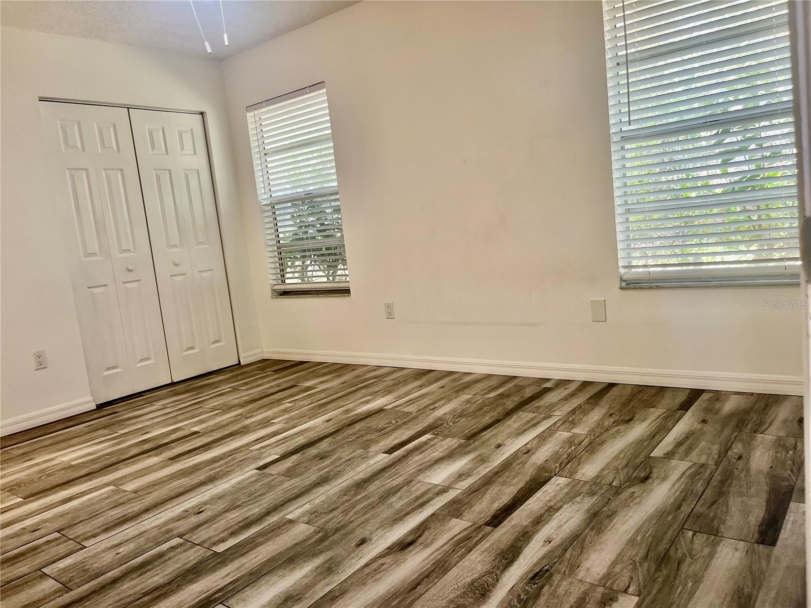 215 FERNWOOD ST, LEESBURG, FL, 34748