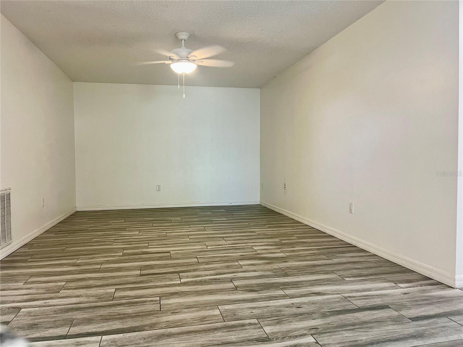 215 FERNWOOD ST, LEESBURG, FL, 34748