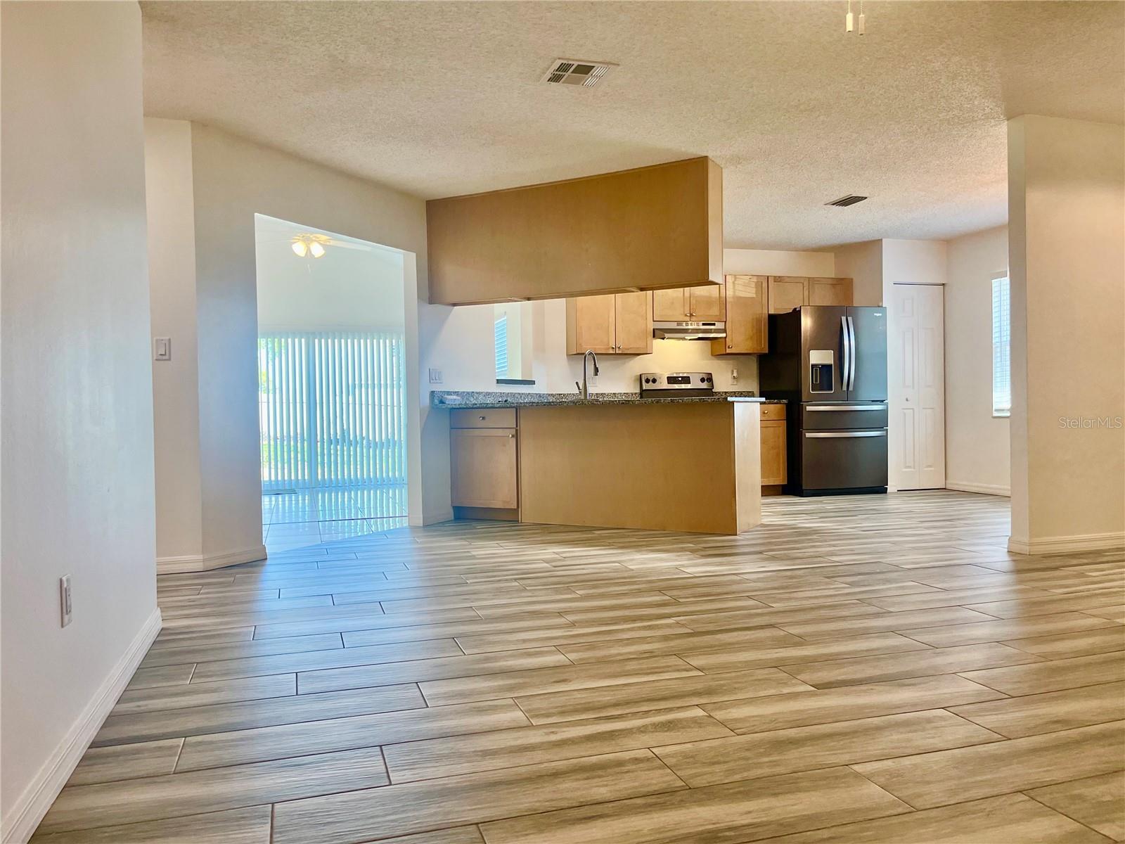 215 FERNWOOD ST, LEESBURG, FL, 34748