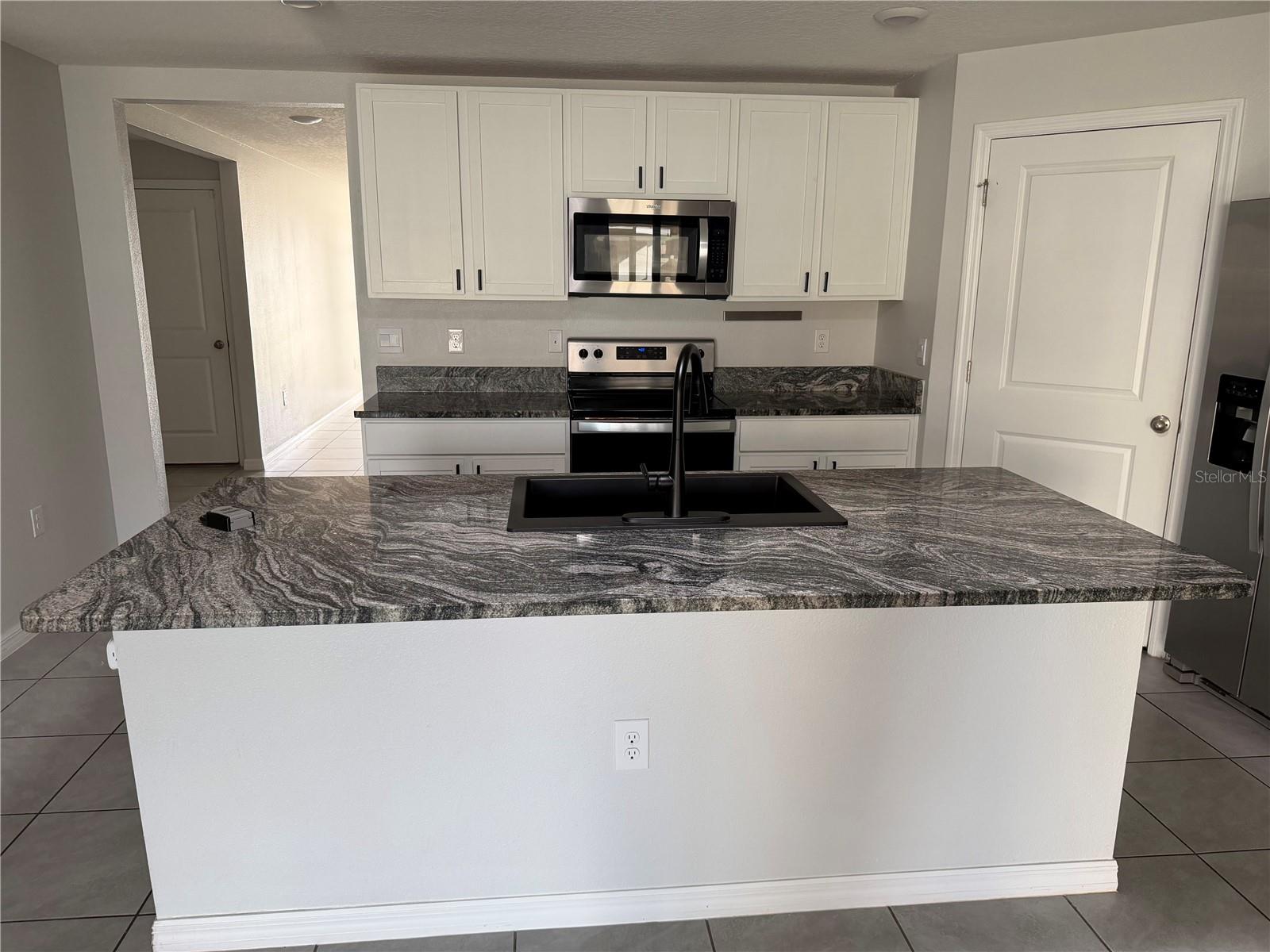 6863 SE 111TH LN, BELLEVIEW, FL, 34420