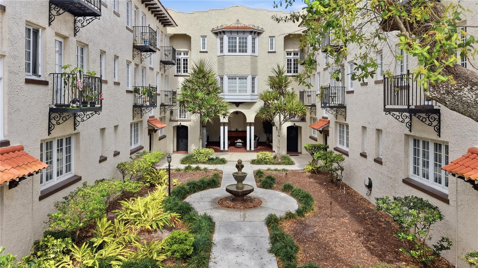 2117 W DEKLE AVE #G1, TAMPA, FL, 33606