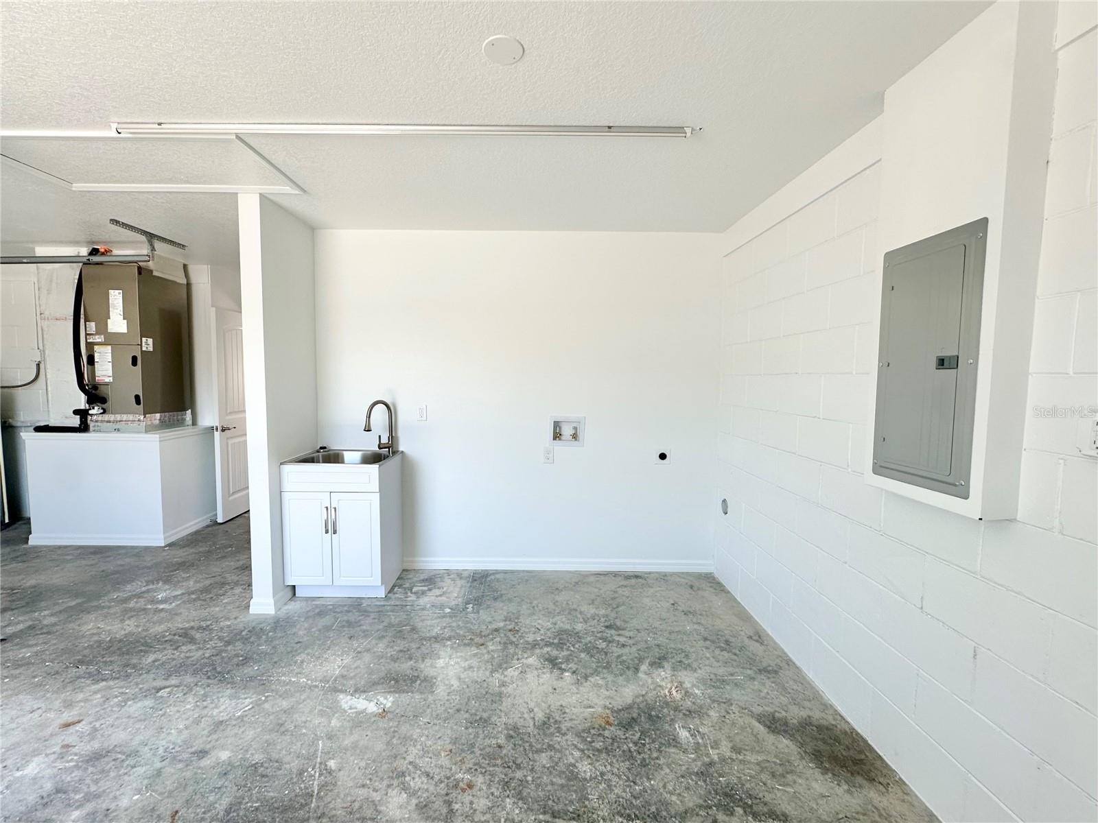 1336 LAJOLLA CIR, LADY LAKE, FL, 32159