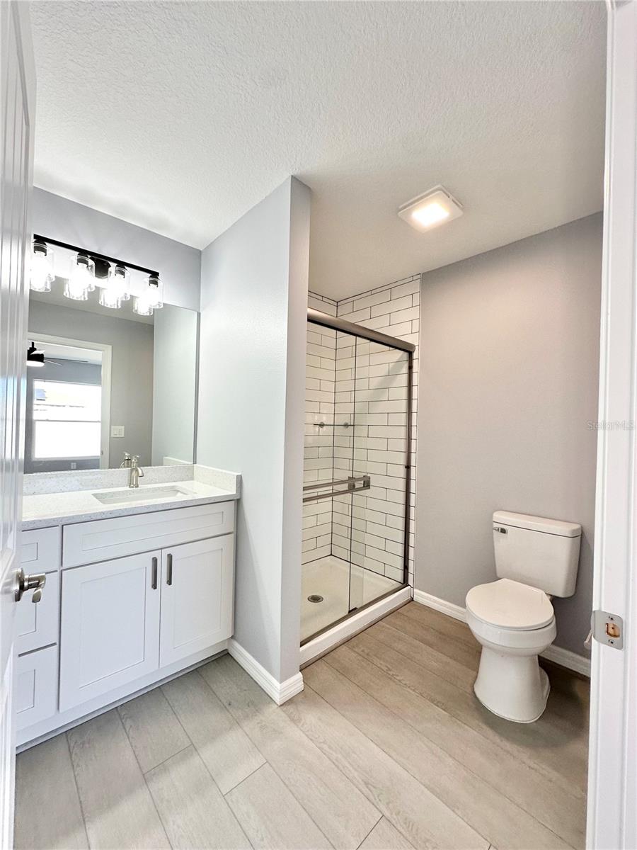 1336 LAJOLLA CIR, LADY LAKE, FL, 32159