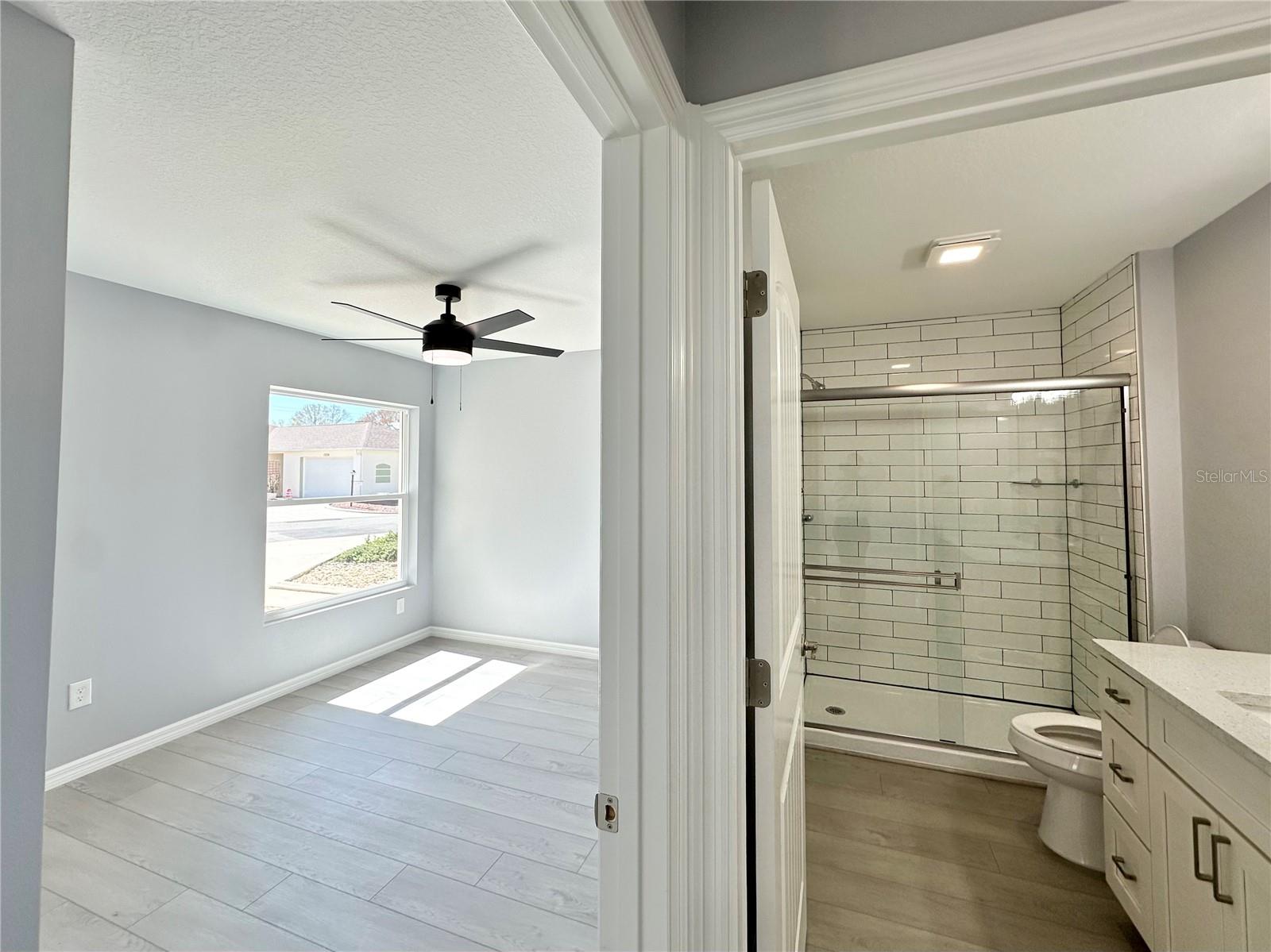 1336 LAJOLLA CIR, LADY LAKE, FL, 32159