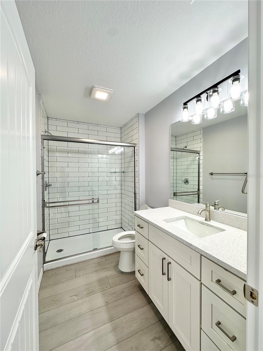 1336 LAJOLLA CIR, LADY LAKE, FL, 32159