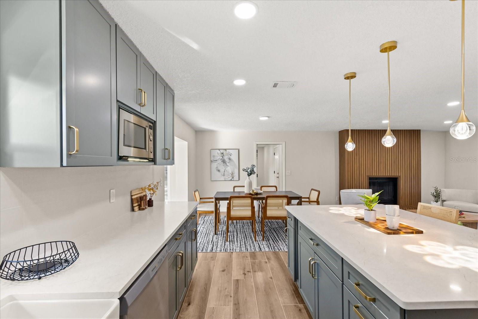 310 E GULLEY AVE, OAKLAND, FL, 34760