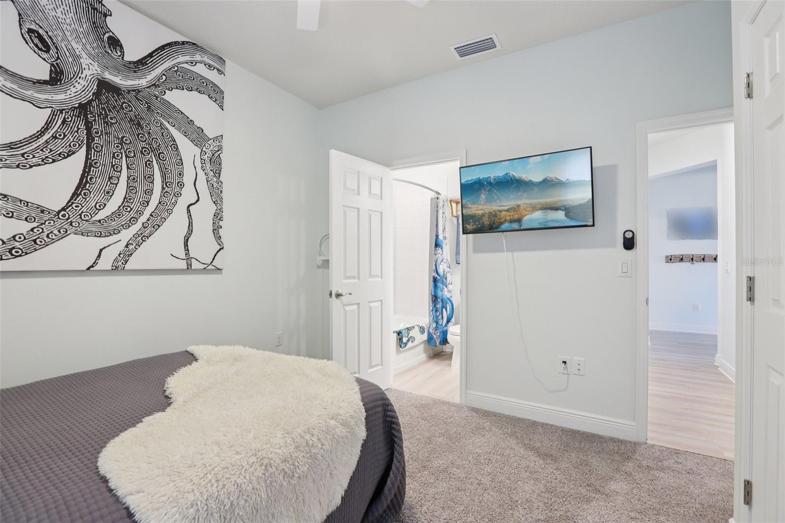 6113 SEA AIR DR, APOLLO BEACH, FL, 33572