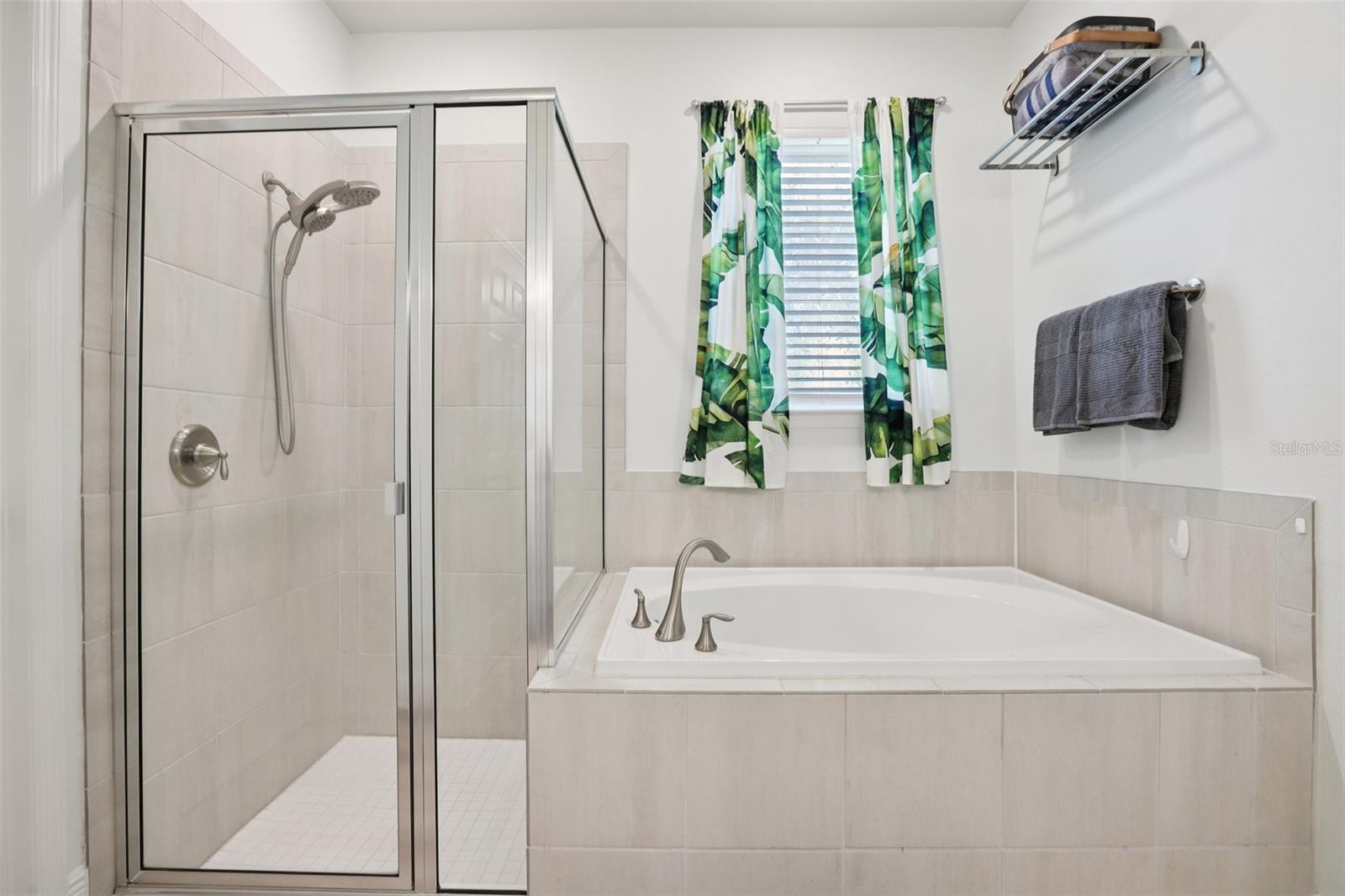 6113 SEA AIR DR, APOLLO BEACH, FL, 33572