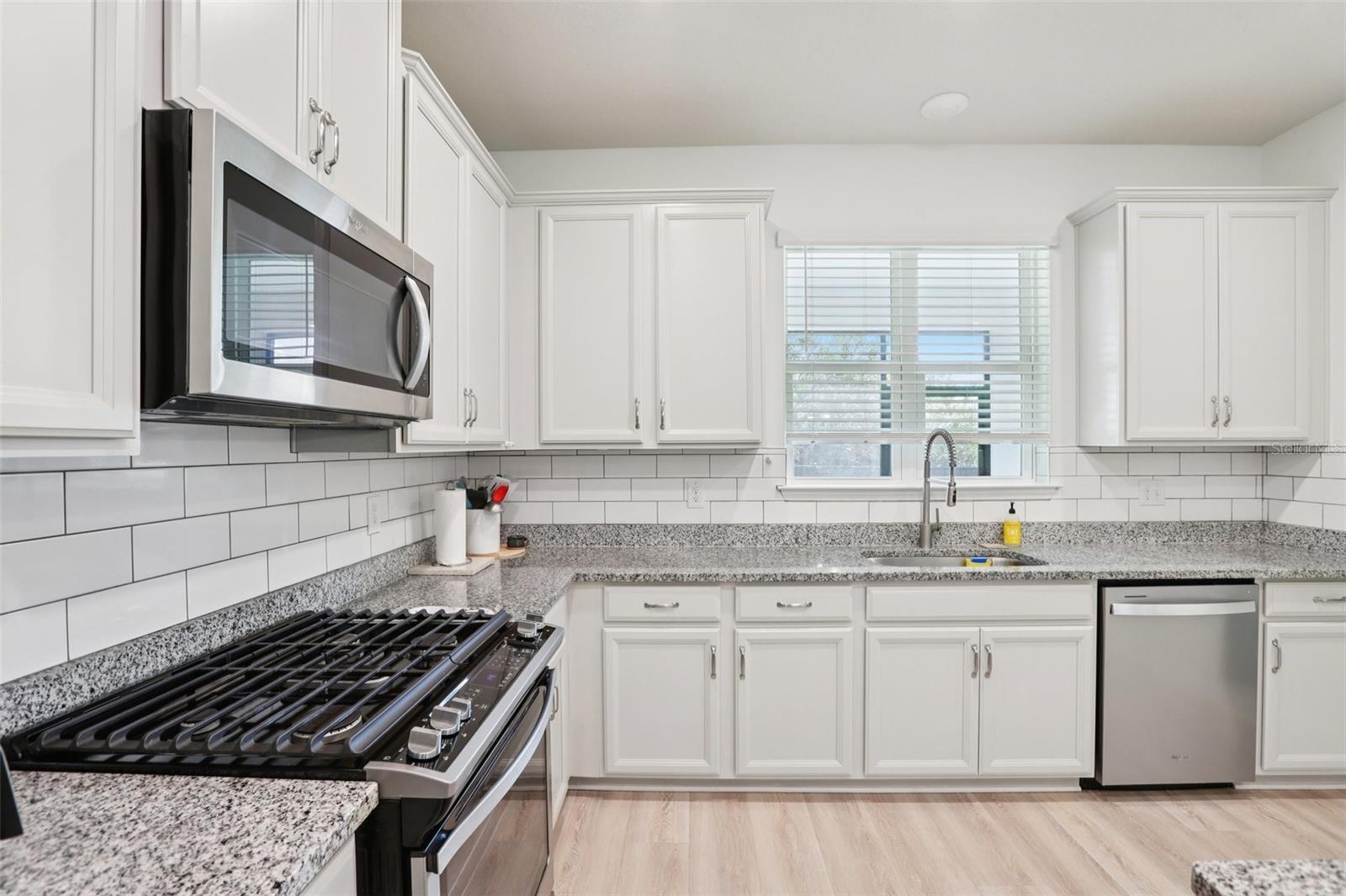 6113 SEA AIR DR, APOLLO BEACH, FL, 33572