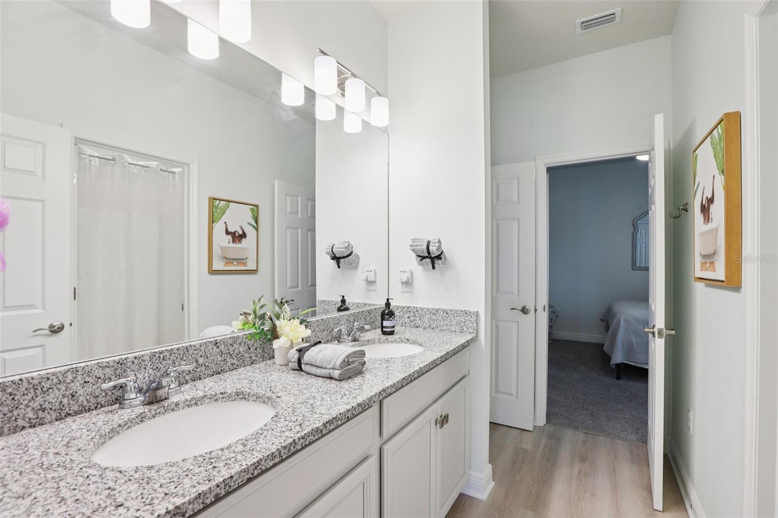 6113 SEA AIR DR, APOLLO BEACH, FL, 33572