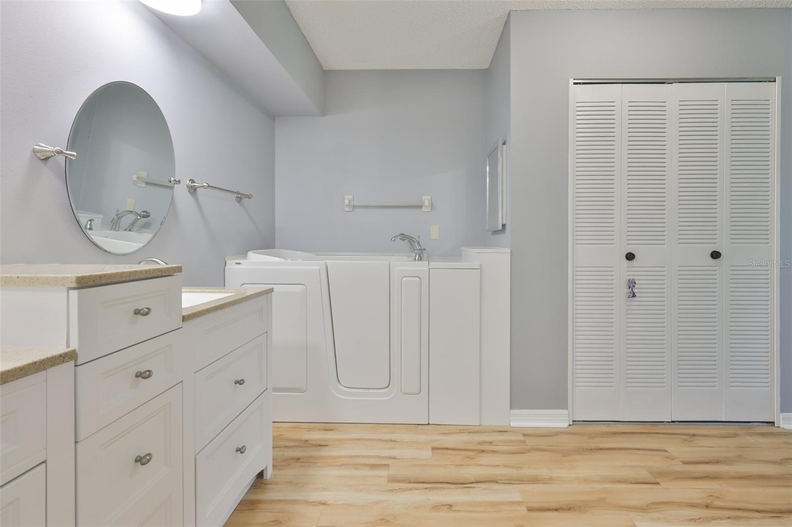 2514 LOCKSLEY ST, SUN CITY CENTER, FL, 33573