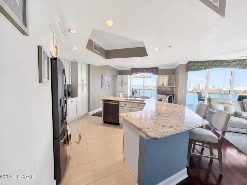 231 RIVERSIDE DR #1501-1, DAYTONA BEACH, FL, 32117