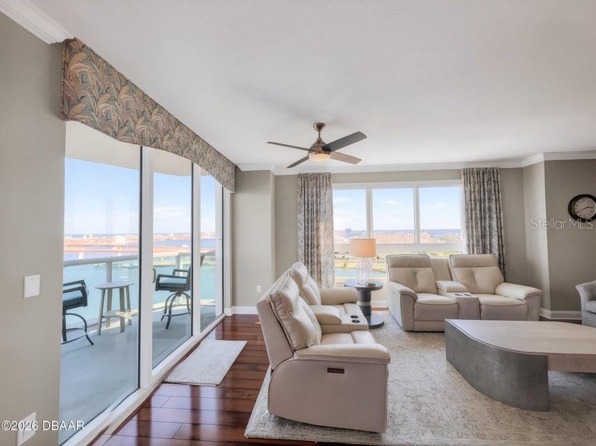 231 RIVERSIDE DR #1501-1, DAYTONA BEACH, FL, 32117