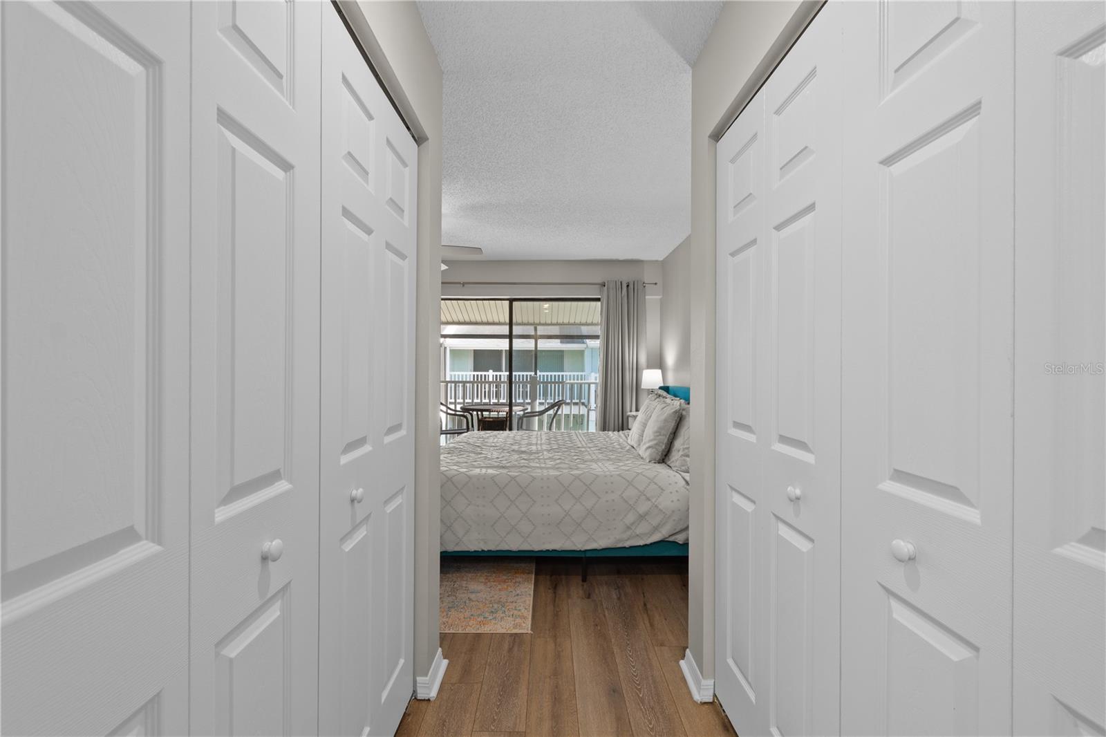 1752 STICKNEY POINT RD #102, SARASOTA, FL, 34231