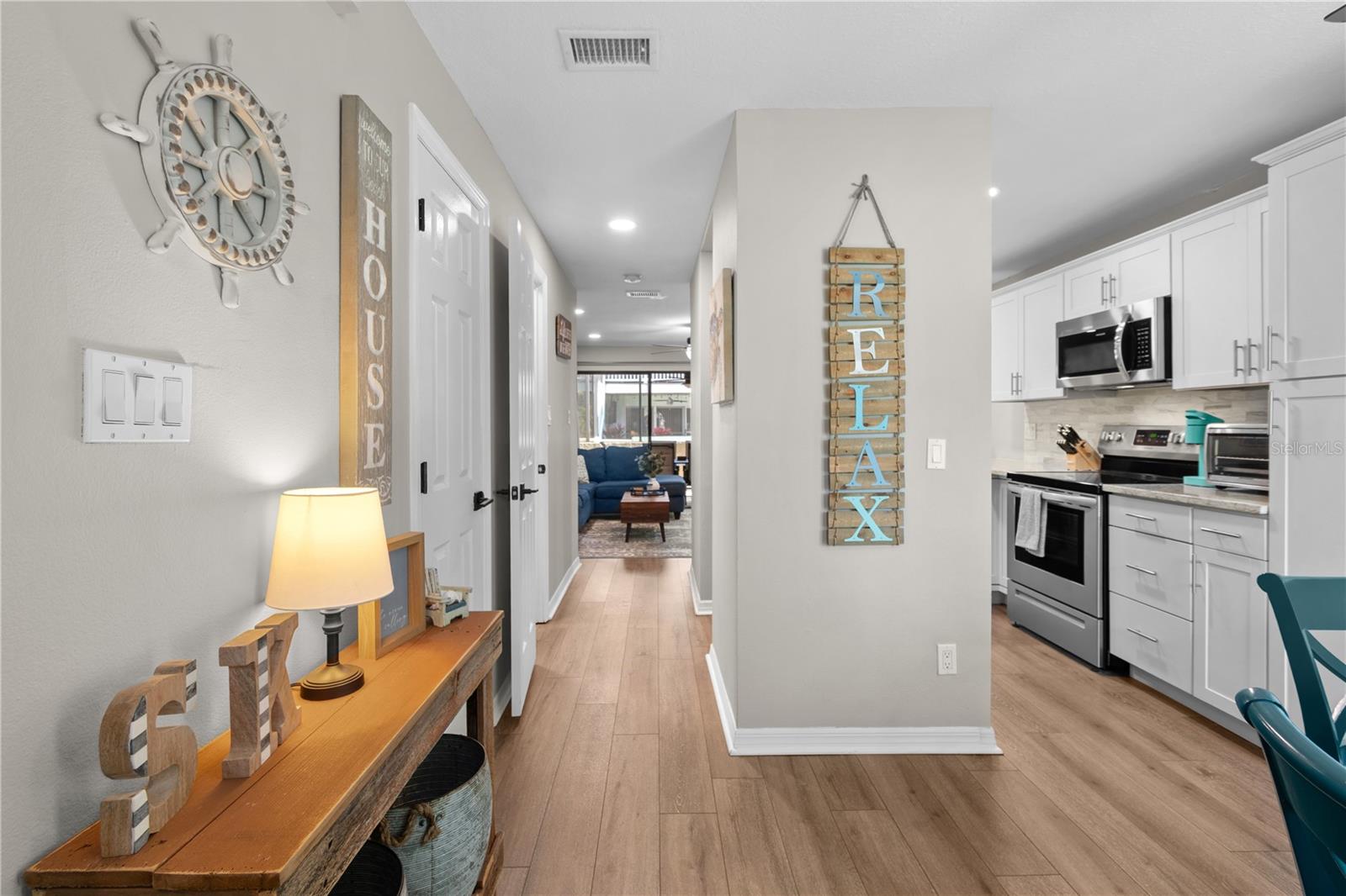 1752 STICKNEY POINT RD #102, SARASOTA, FL, 34231