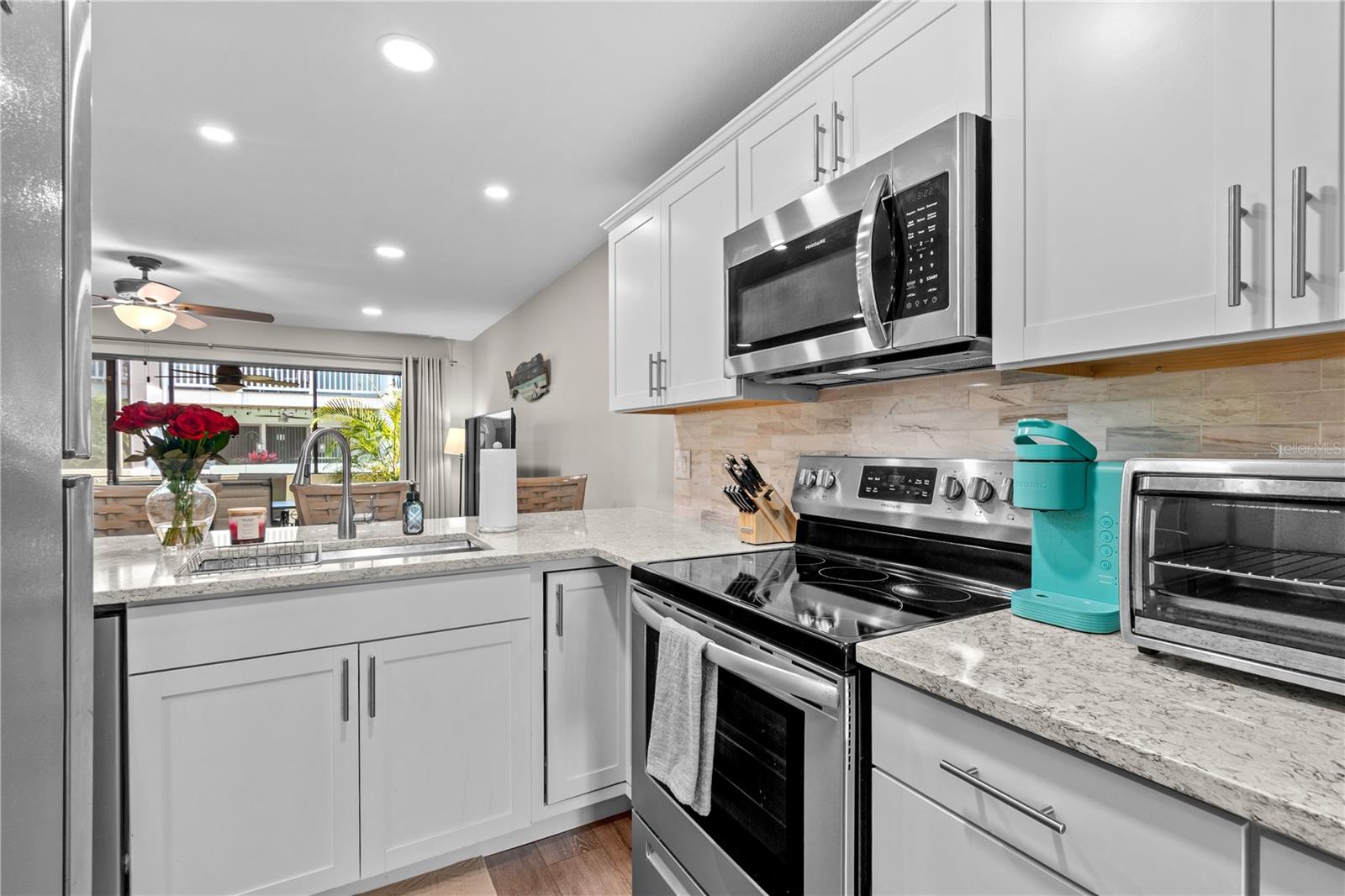 1752 STICKNEY POINT RD #102, SARASOTA, FL, 34231