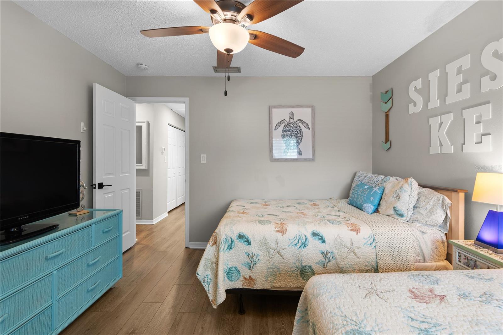 1752 STICKNEY POINT RD #102, SARASOTA, FL, 34231