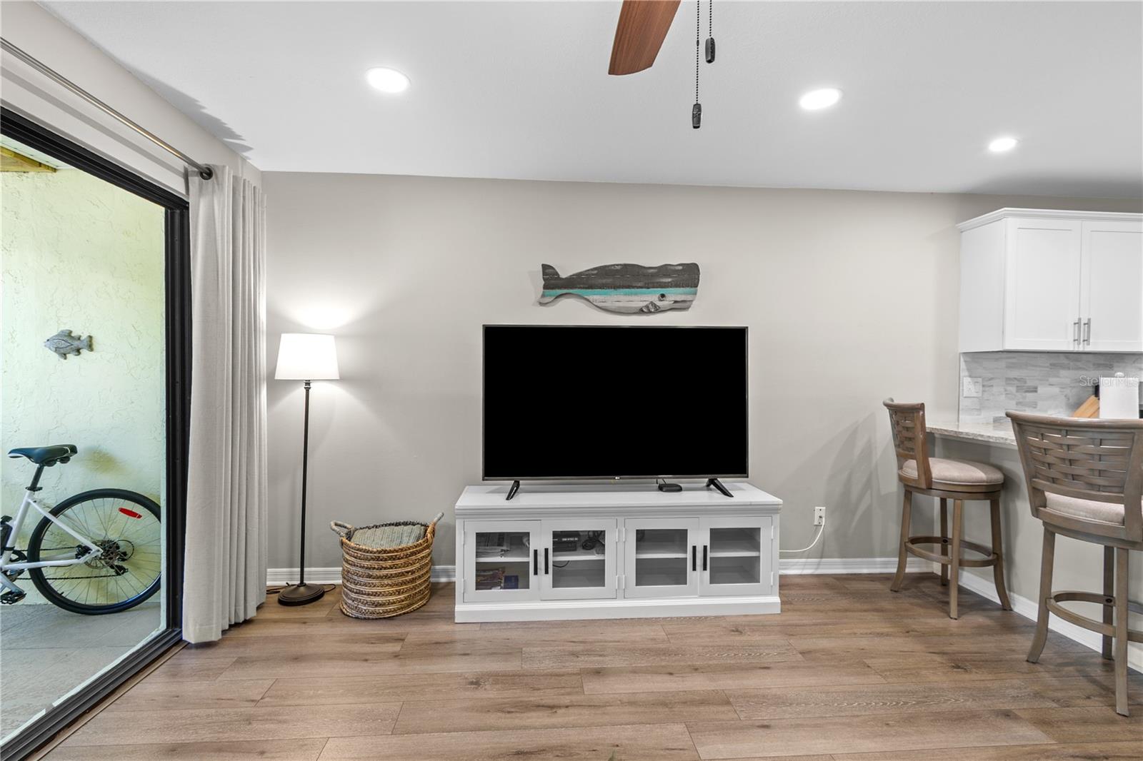 1752 STICKNEY POINT RD #102, SARASOTA, FL, 34231