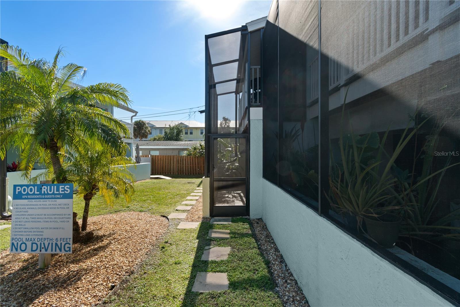 1752 STICKNEY POINT RD #102, SARASOTA, FL, 34231