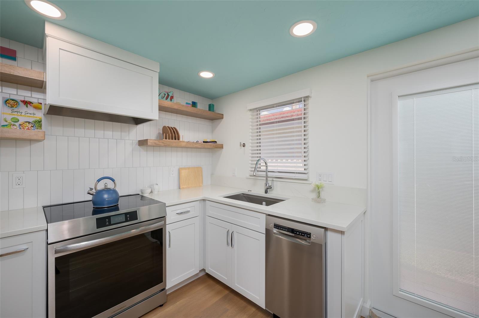 6154 MIDNIGHT PASS RD #A13, SARASOTA, FL, 34242