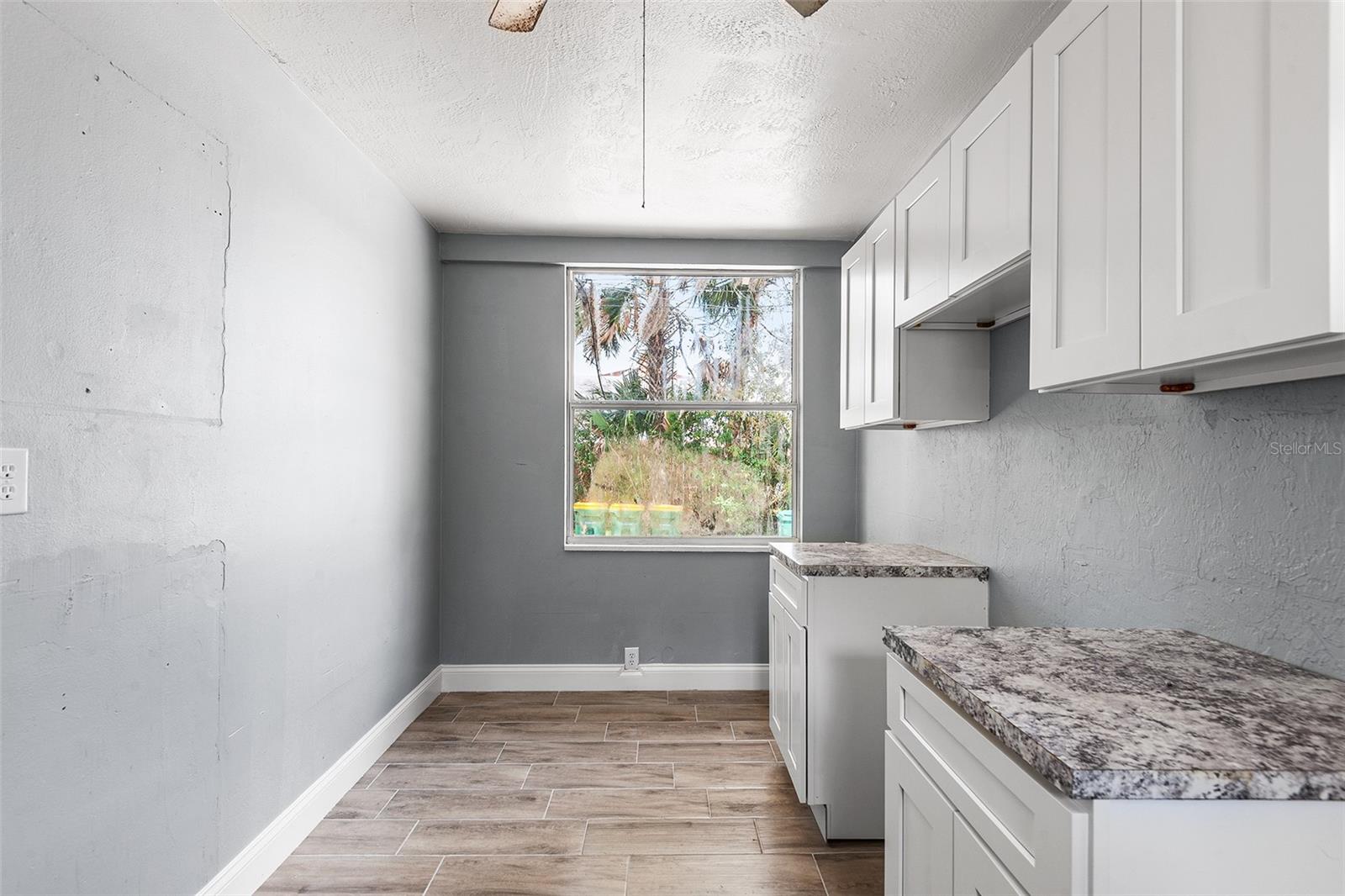 122 S GARFIELD AVE, DELAND, FL, 32724