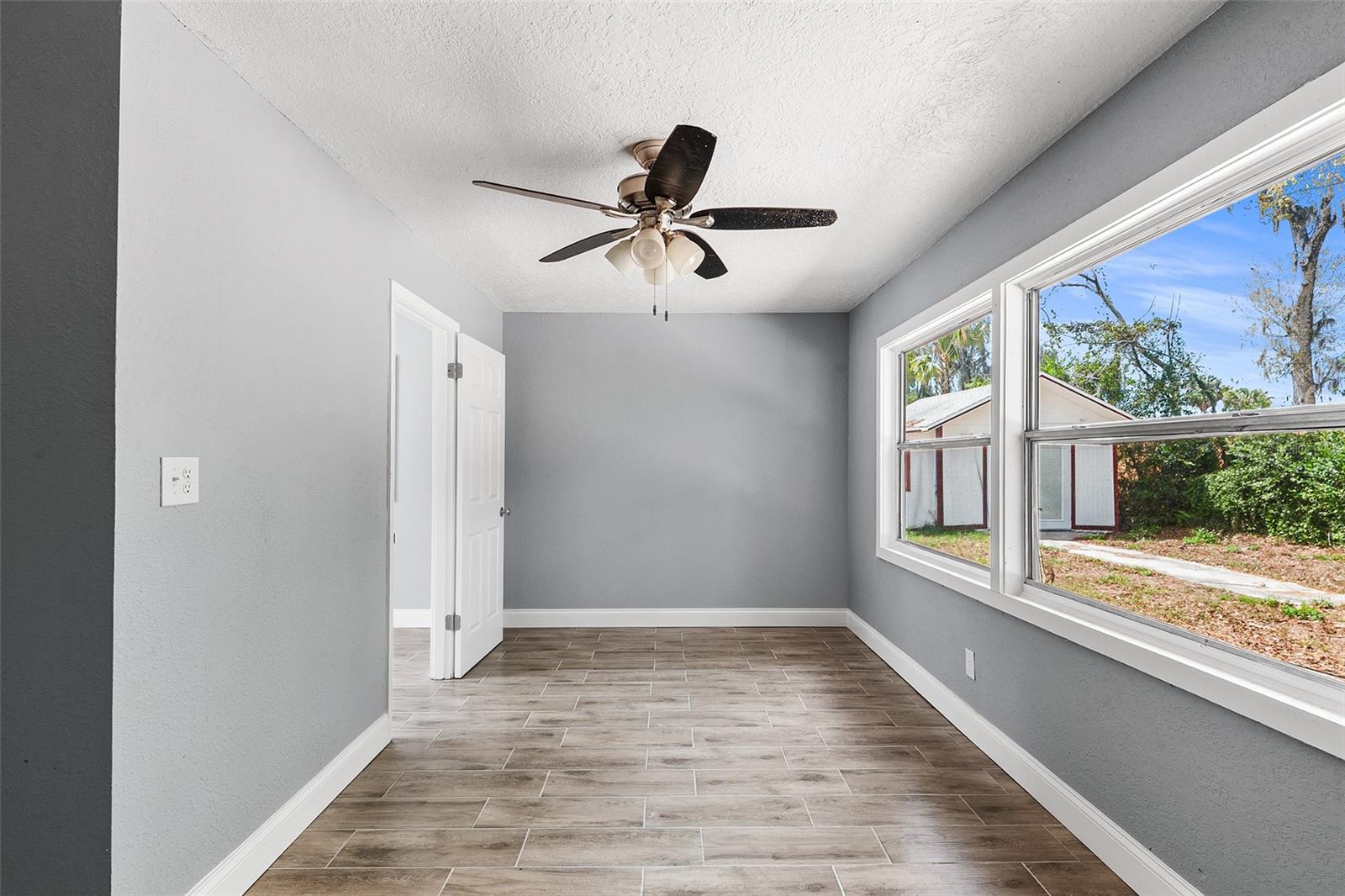 122 S GARFIELD AVE, DELAND, FL, 32724