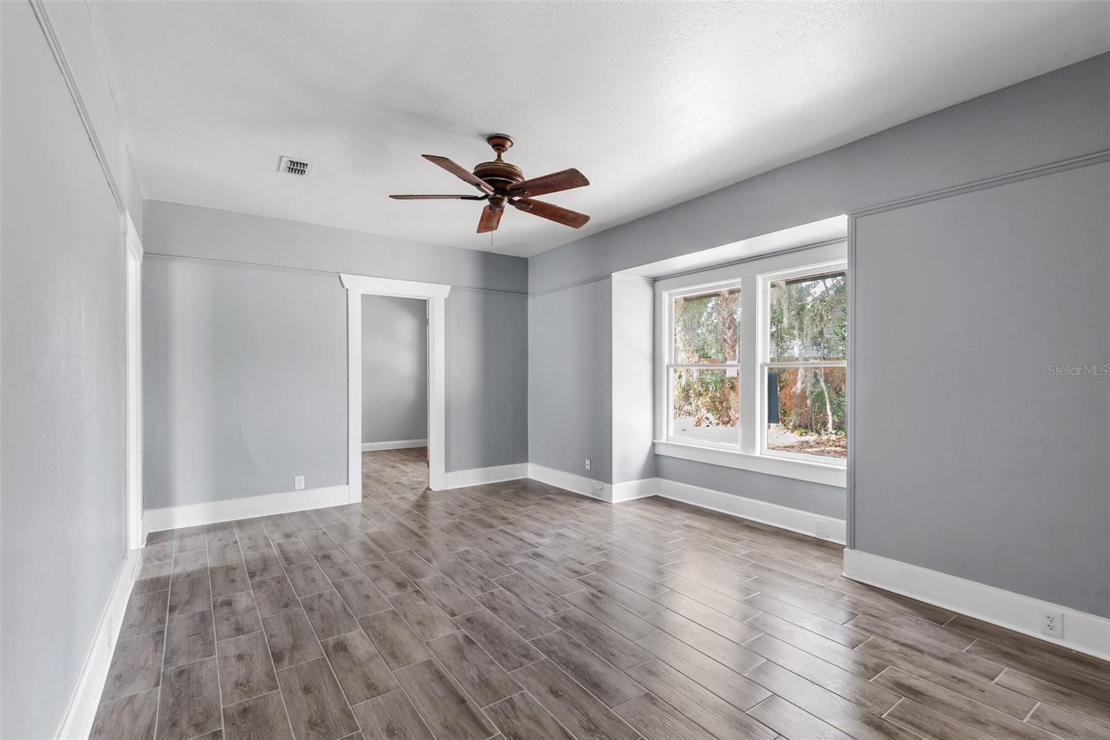 122 S GARFIELD AVE, DELAND, FL, 32724