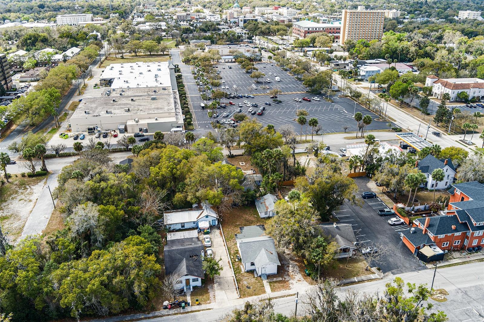 122 S GARFIELD AVE, DELAND, FL, 32724