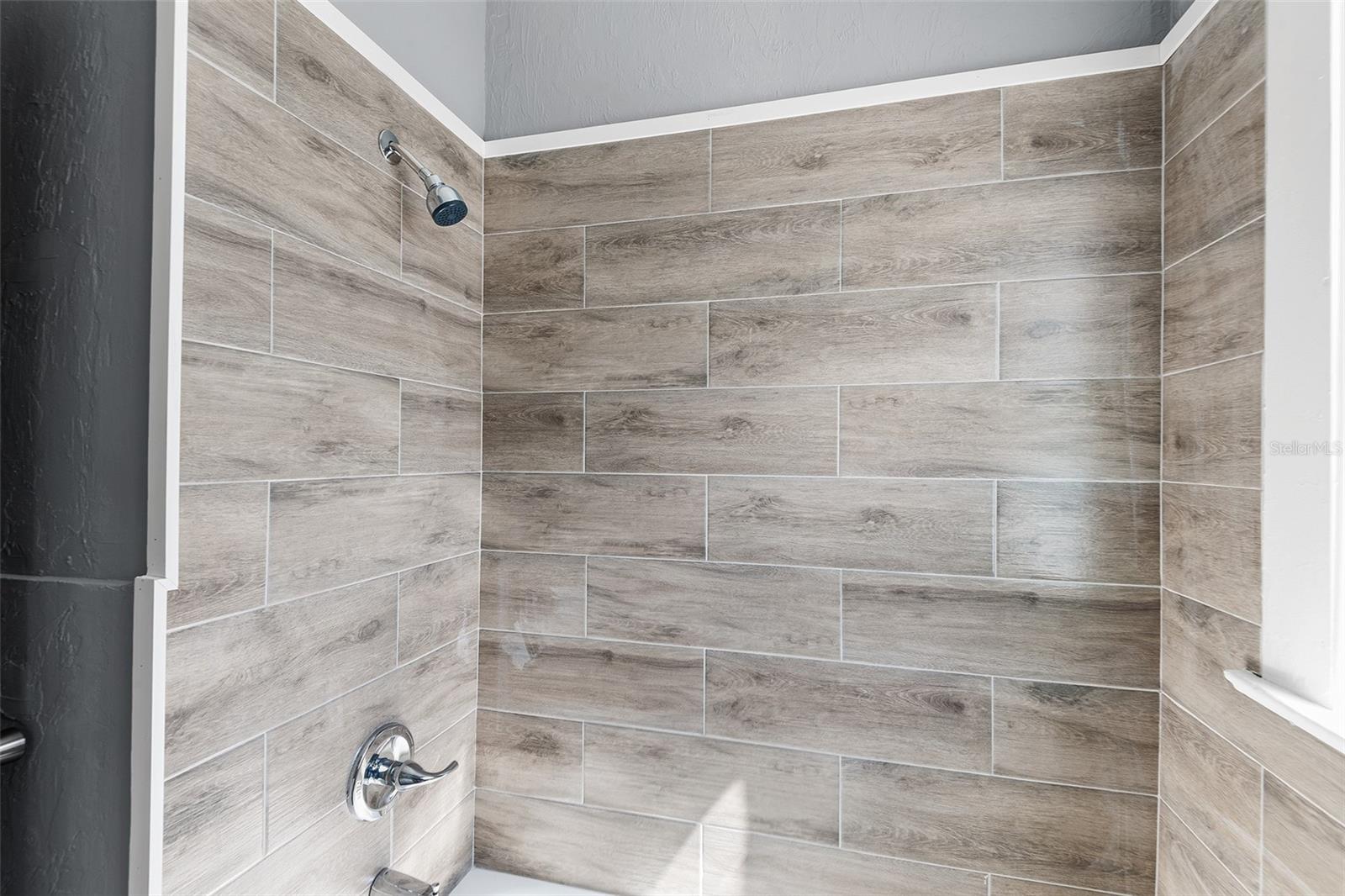 122 S GARFIELD AVE, DELAND, FL, 32724