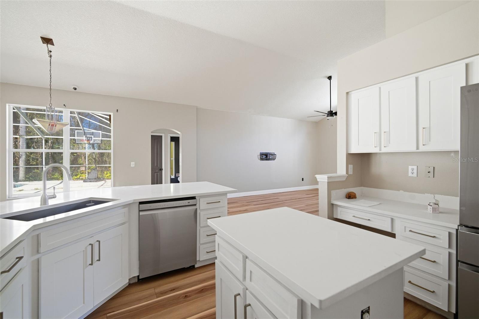 28427 OPENFIELD LOOP, WESLEY CHAPEL, FL, 33543