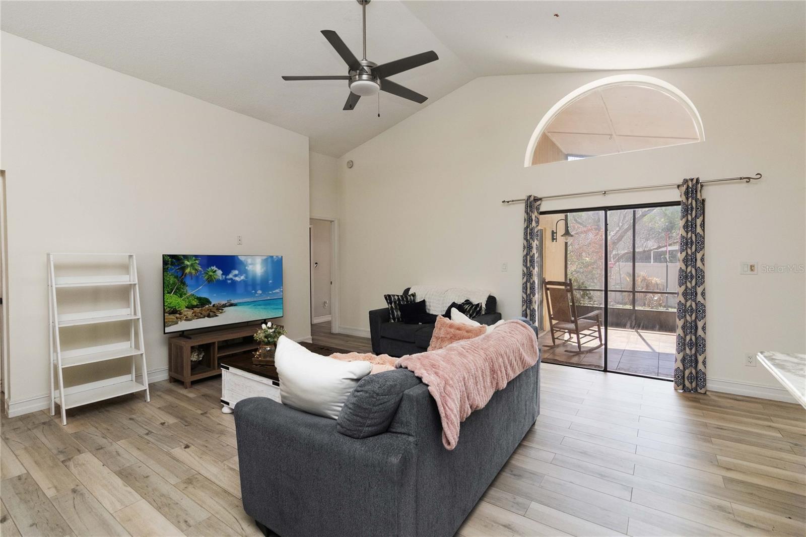 1647 RIVEREDGE RD, OVIEDO, FL, 32766