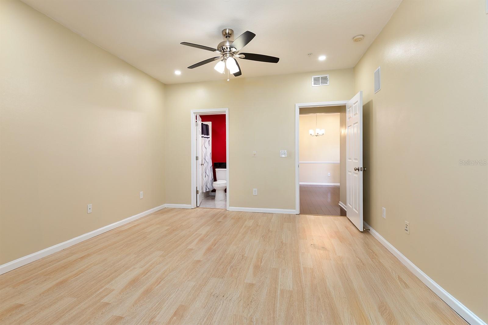 2015 RESTON RD #2208, ORLANDO, FL, 32837
