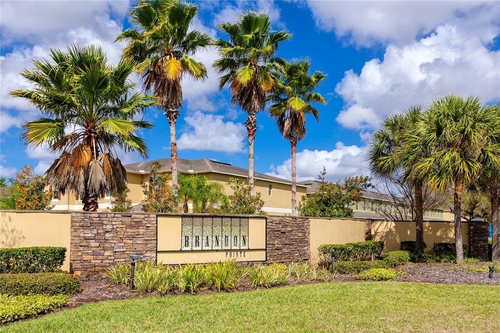2753 HAMPTON GREEN LN, BRANDON, FL, 33511