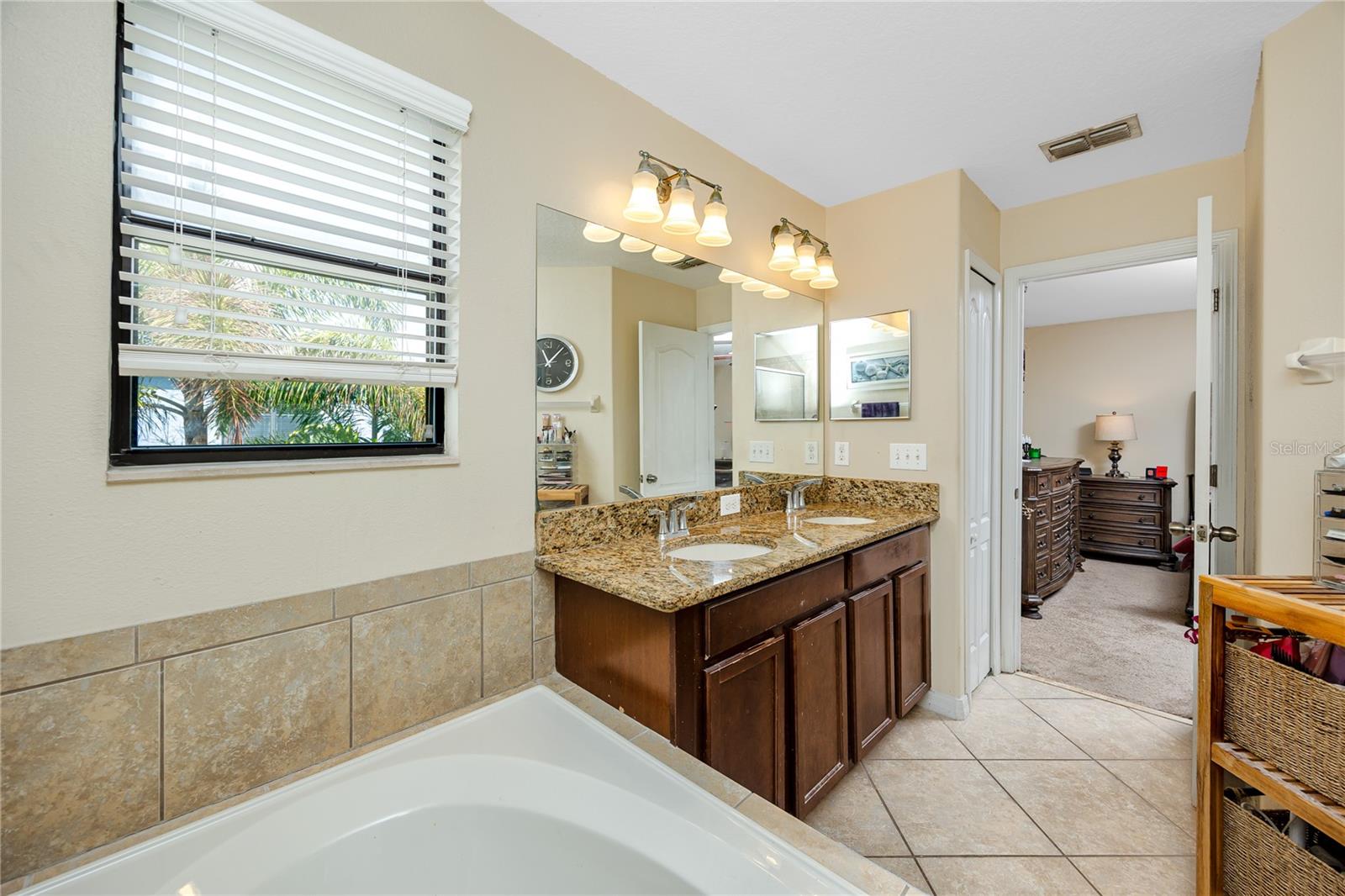 2753 HAMPTON GREEN LN, BRANDON, FL, 33511