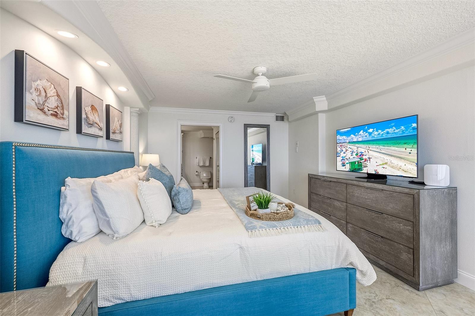 20 WHISPERING SANDS DR #1102, SARASOTA, FL, 34242