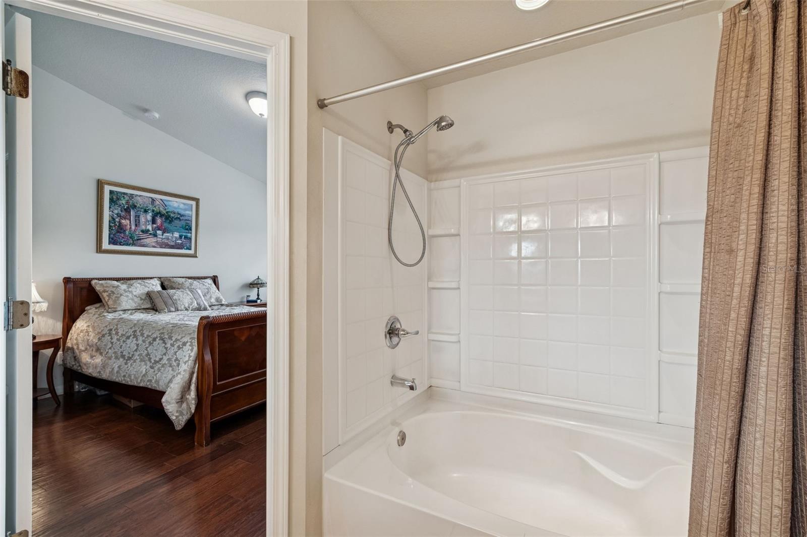 10238 ESTERO BAY LN, TAMPA, FL, 33625