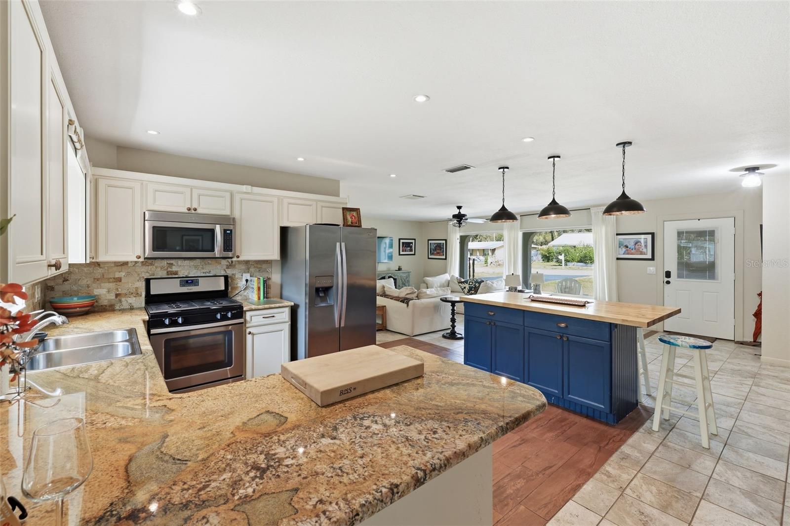 4064 N CONCORD DR, CRYSTAL RIVER, FL, 34428