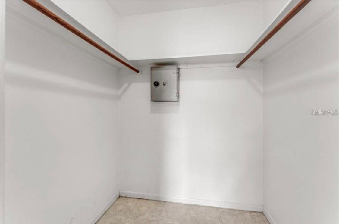 58 ARNONI DR, DUNEDIN, FL, 34698