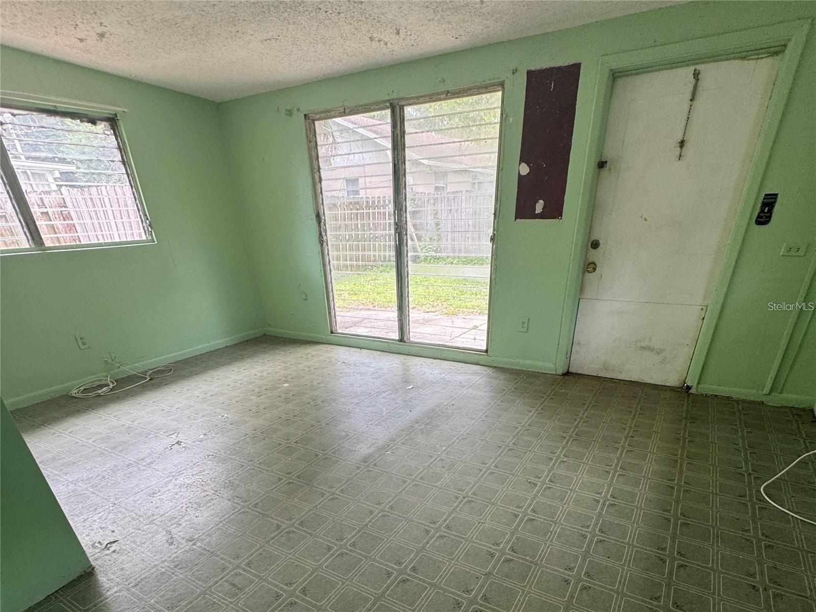 2124 CATALINA DR N, CLEARWATER, FL, 33763