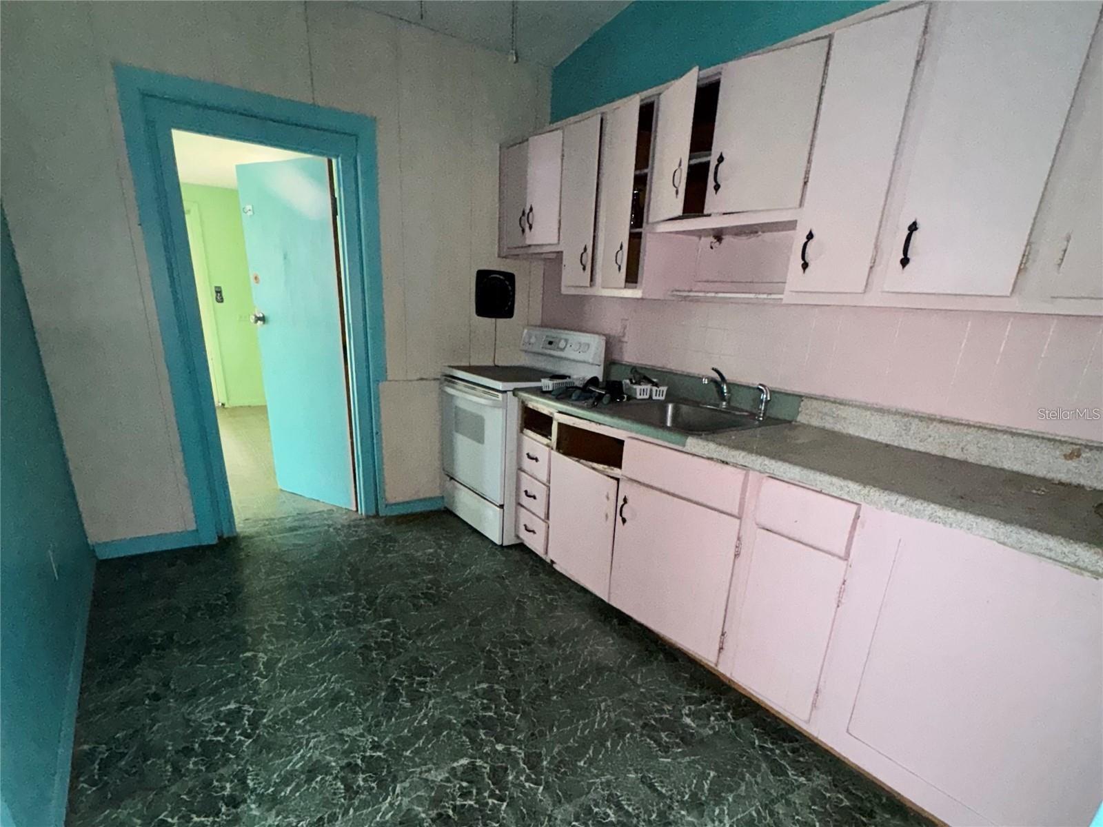 2124 CATALINA DR N, CLEARWATER, FL, 33763