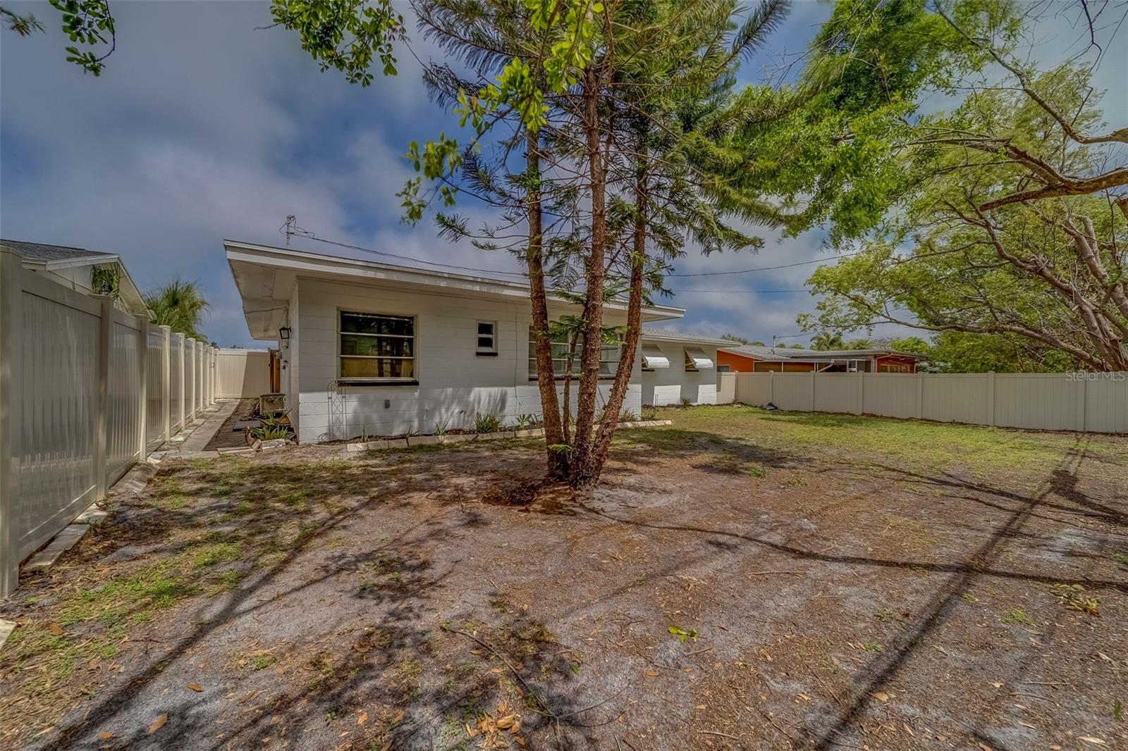 11424 79TH AVE, SEMINOLE, FL, 33772