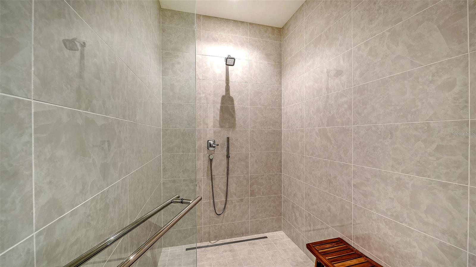 1581 GULF OF MEXICO DR #406, LONGBOAT KEY, FL, 34228