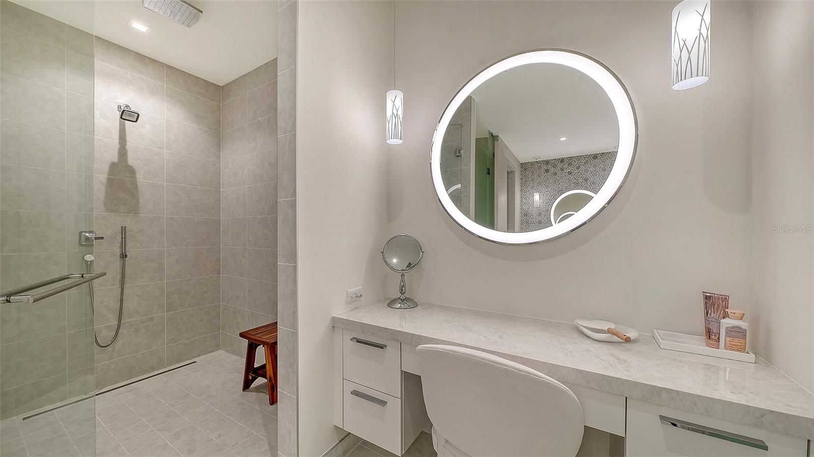 1581 GULF OF MEXICO DR #406, LONGBOAT KEY, FL, 34228