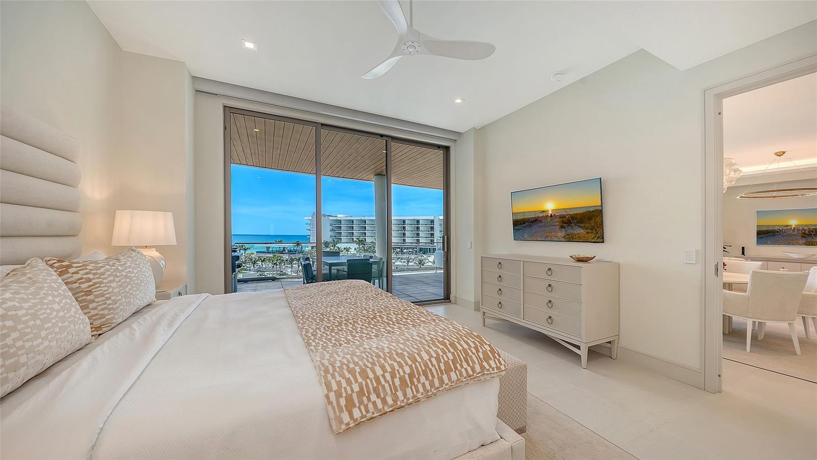 1581 GULF OF MEXICO DR #406, LONGBOAT KEY, FL, 34228
