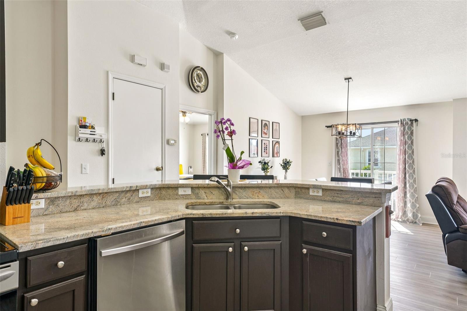 623 52ND AVE N, ST PETERSBURG, FL, 33703