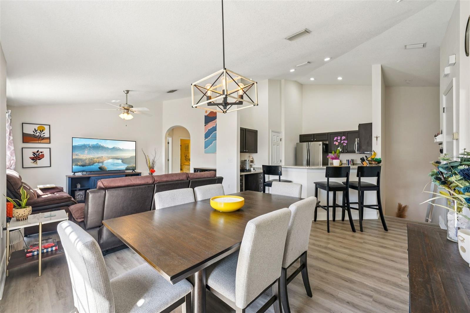 623 52ND AVE N, ST PETERSBURG, FL, 33703