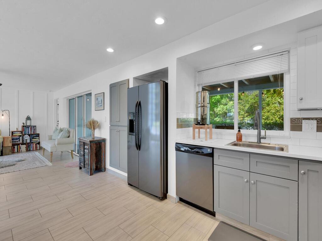 1537 COVINGTON CIR E, FORT MYERS, FL, 33919