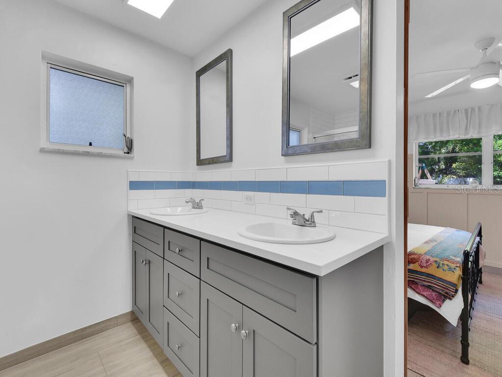 1537 COVINGTON CIR E, FORT MYERS, FL, 33919