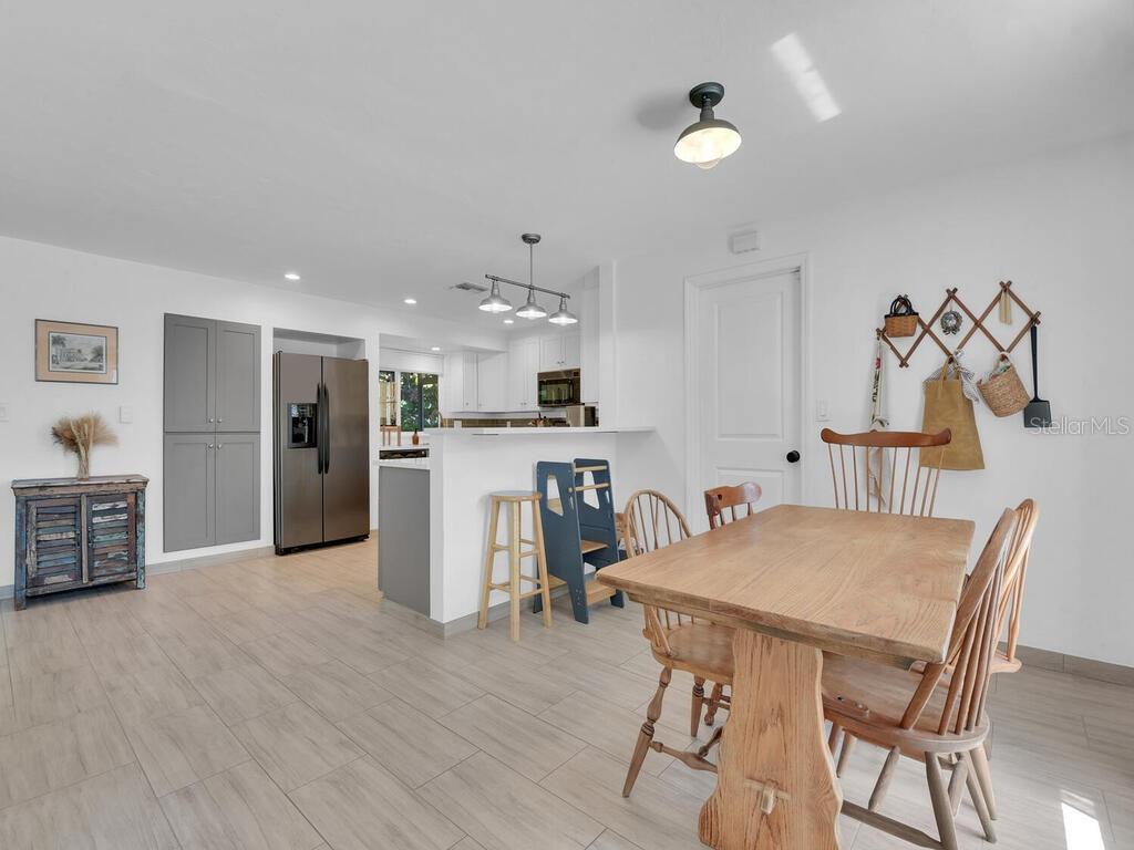 1537 COVINGTON CIR E, FORT MYERS, FL, 33919