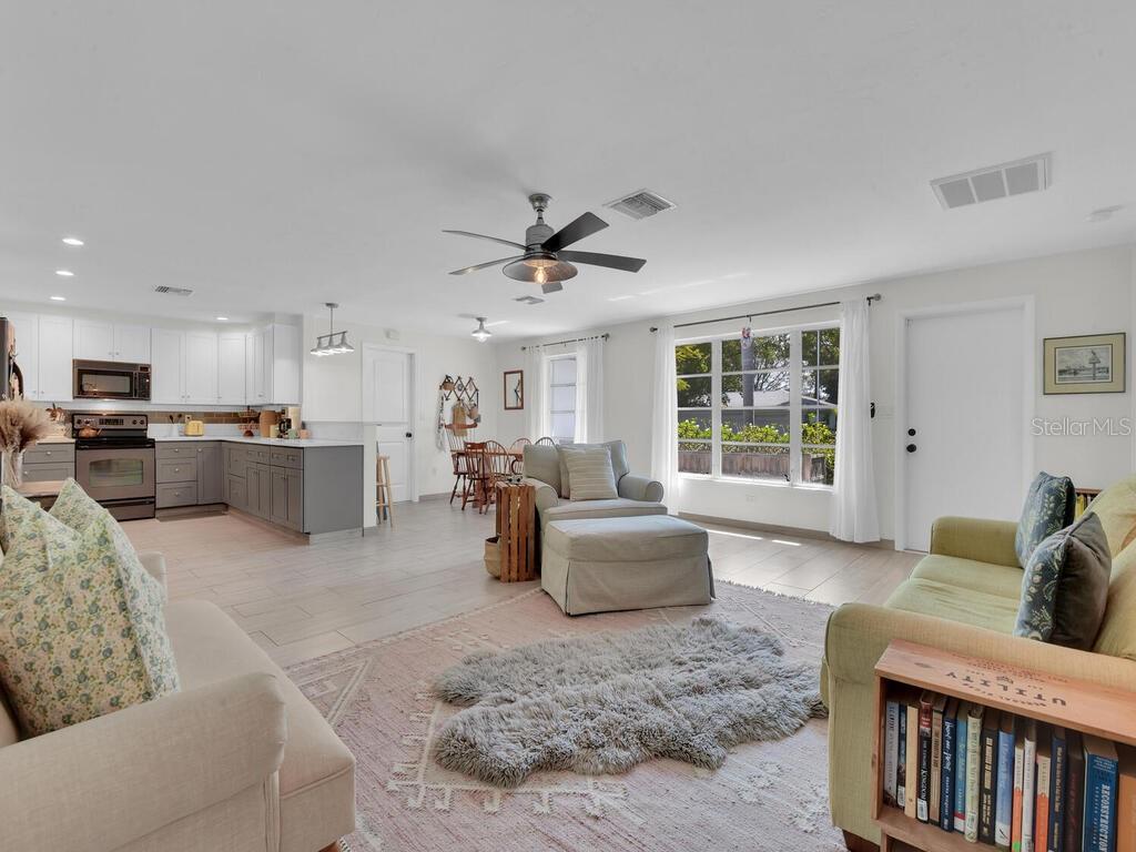 1537 COVINGTON CIR E, FORT MYERS, FL, 33919